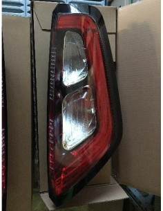 FANALE POSTERIORE S/P. FIAT GRANDE PUNTO EVO BORDO INTERNO NERO A LED DX DEPO 504000