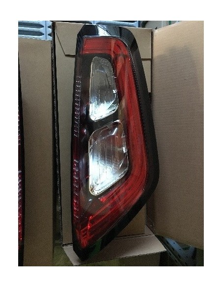 FANALE POSTERIORE S/P. FIAT GRANDE PUNTO EVO BORDO INTERNO NERO A LED DX DEPO 504000