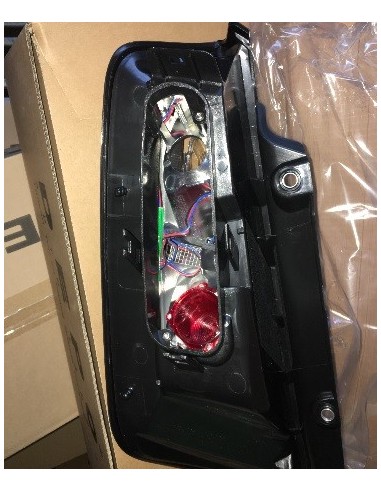 FANALE POSTERIORE SENZA PORTALAMPADA A LED FIAT GRANDE PUNTO EVO 2009/10- SX BORDO INTERNO NERO 504010 DEPO