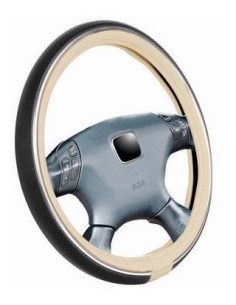 COPRIVOLANTE PELLE NERA/CREMA CON INSERTO CROMO/BL