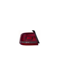 FANALE POSTERIORE S/P.DX ESTERNO ROSSO SCURO VW PASSAT 10/10 in poi