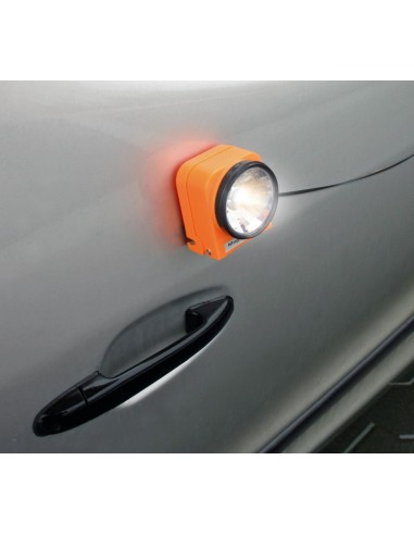 LAMPADIN.MAGNETICA CON ACCENDISIGAR.