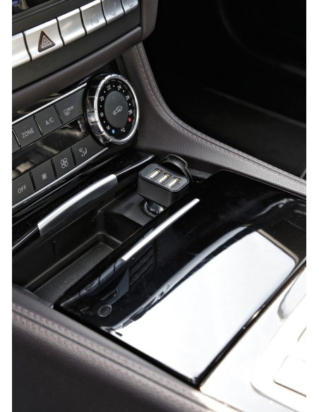 TRIPLA PRESA USB 7200MA CON RICARICA VELOCE UNIVER