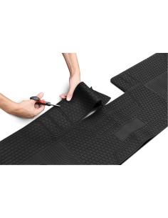 TAPPETO POSTERIORE MAXI IN PVC NERO (CON PONTE) 26517 LAMPA 2