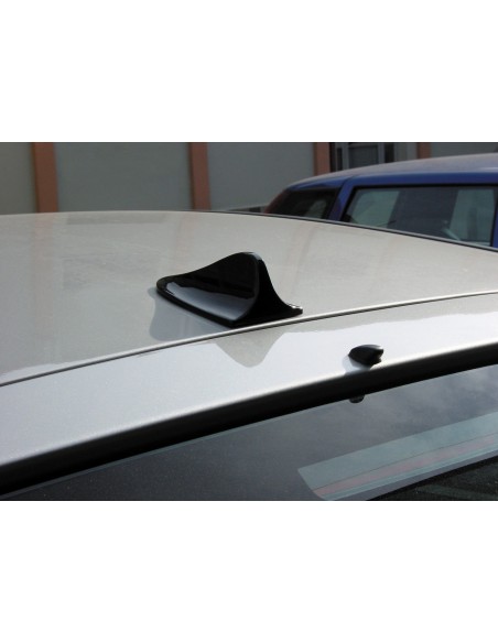 ANTENNA ELETTRICA AMPLIFICATA TETTO PINNA BMW 40266 LAMPA
