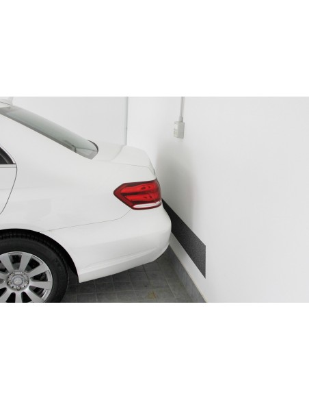 PROTEZIONE SALVAPORTA DA MURO NERA