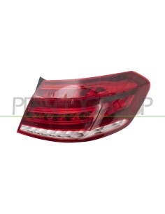 FANALE POSTERIORE DESTRO ESTERNO CON PORTALAMPAD LED MOD. 4 PORTE